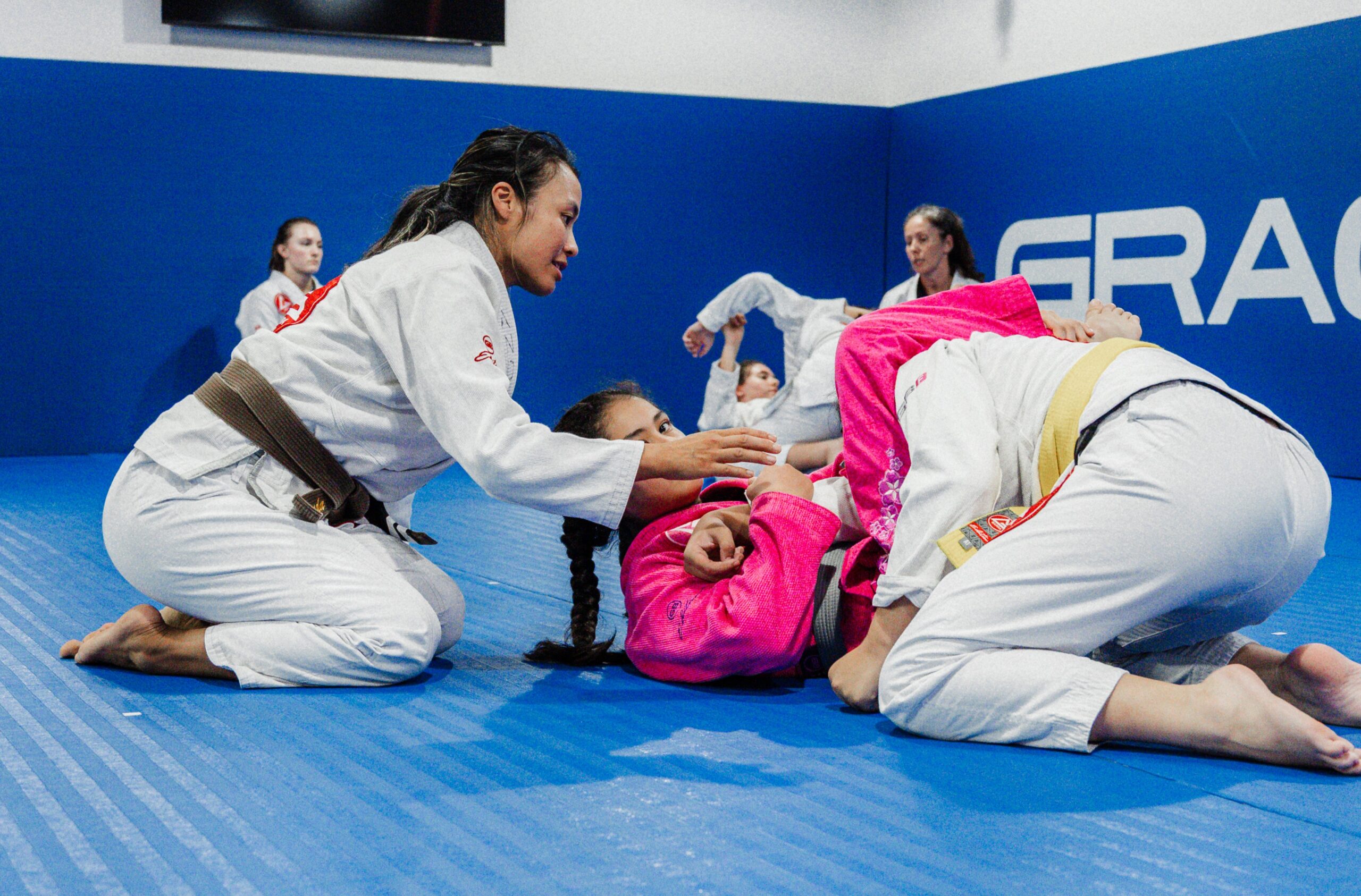 women training bjj and self-defense